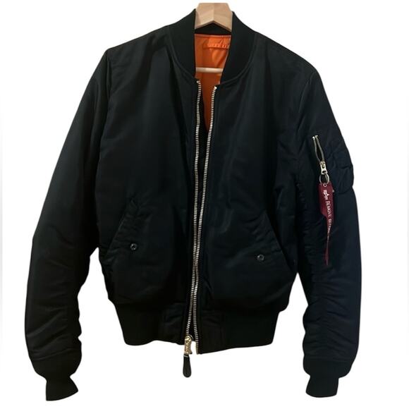MA1 Bomber Jacket Alpha Industries Black Slim Fit Men’s Bomber Jacket XS - Picture 1 of 7